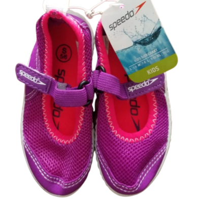 Speedo Water Shoes (Size S - 5/6)